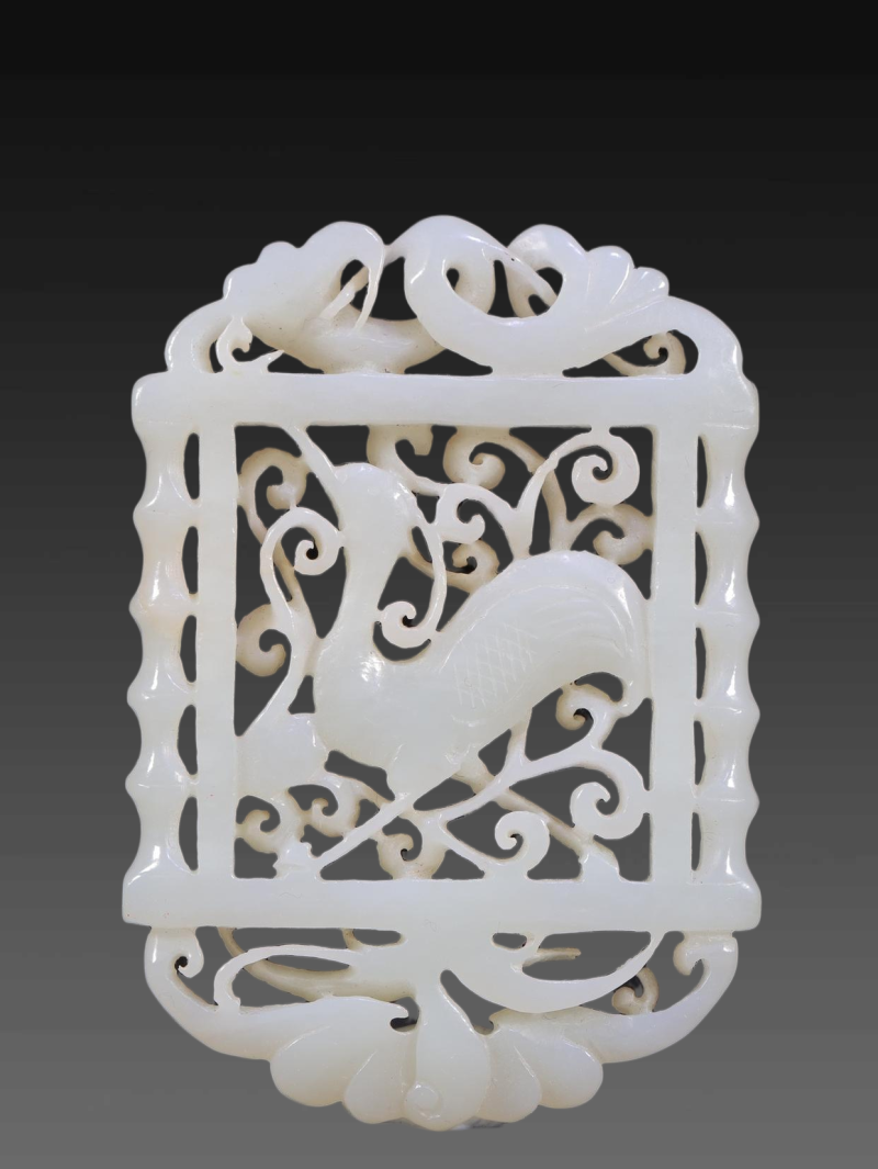 白玉镂雕牌