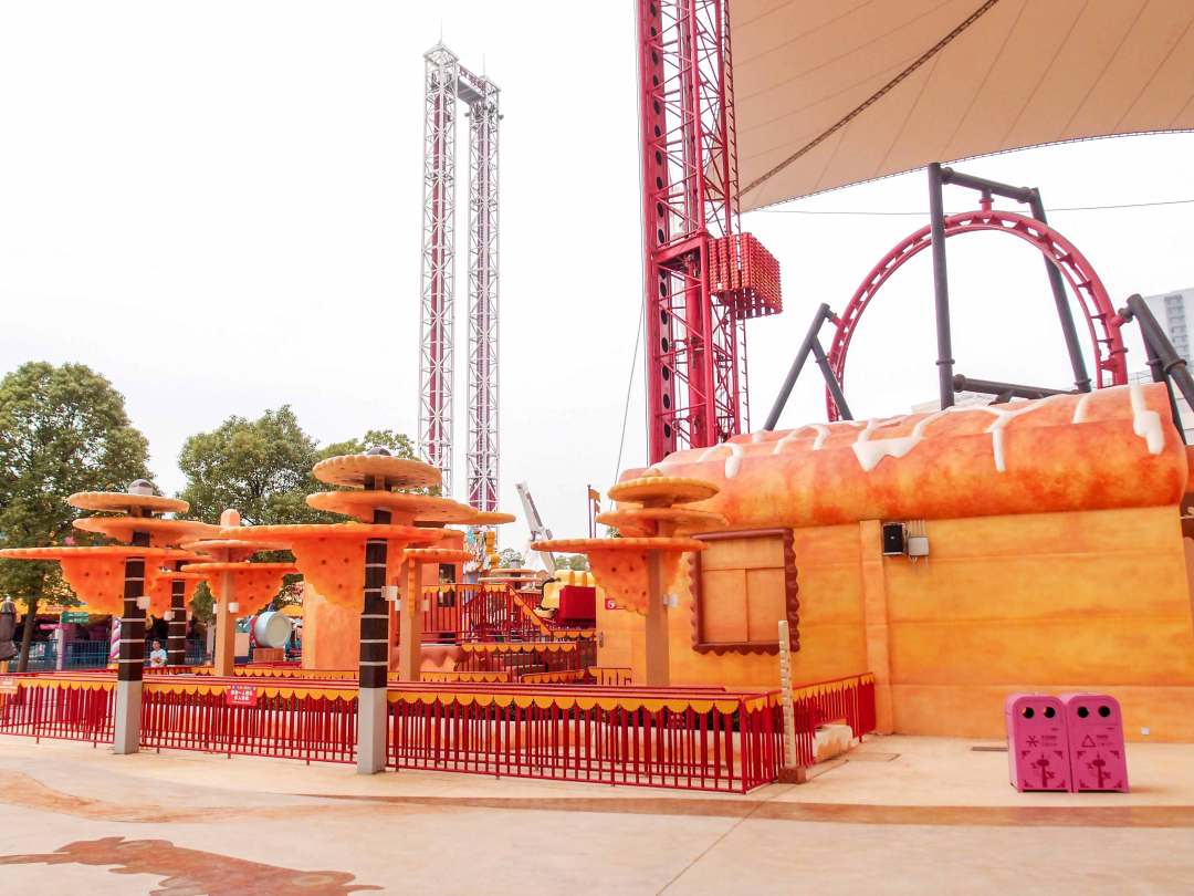 武汉欢乐谷-饼干警长