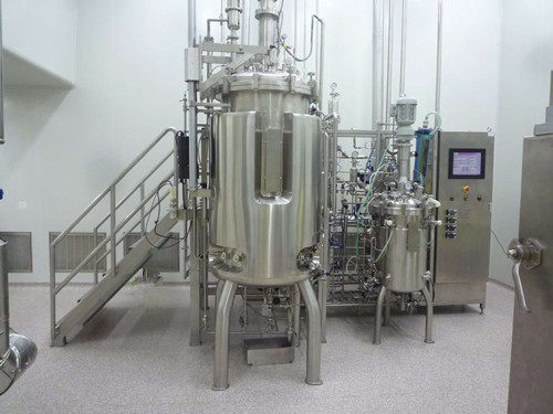 Manufacturer of stainless steel bacterial vaccine gas-liquid fermentation tank