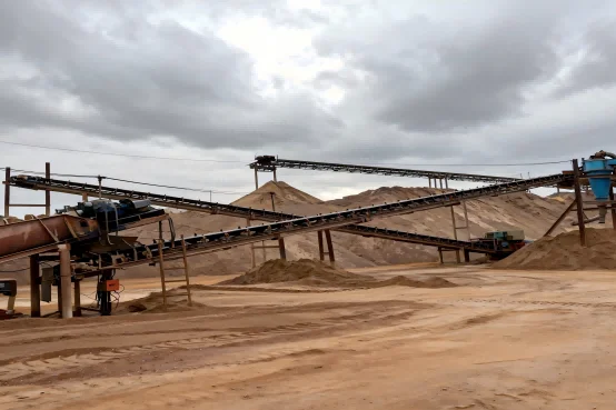 How to Design a Basic Sand Making Production Line of 200TPH？