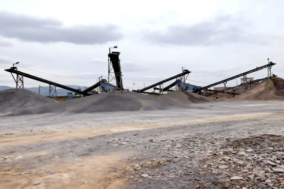 Why Do Concrete Factories Use Crushed Sand to Replace Natural Sand Nowadays?