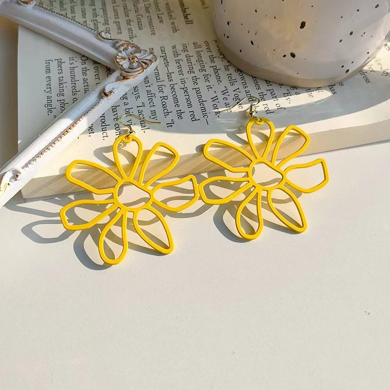 Fashion Jewelry & Hair Accessories