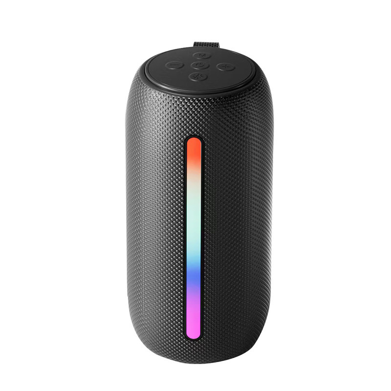 P8 Bluetooth speaker 1200mAh battery support FM U disk AUX