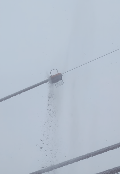 實戰見真章！海恩德除冰機器人展示強大除冰能力