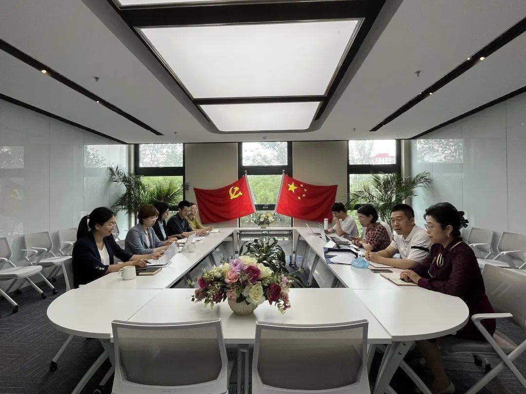 北京万景律师事务所党支部组织开展“七一建党节 ‘律’心永向党 喜迎二十大”活动