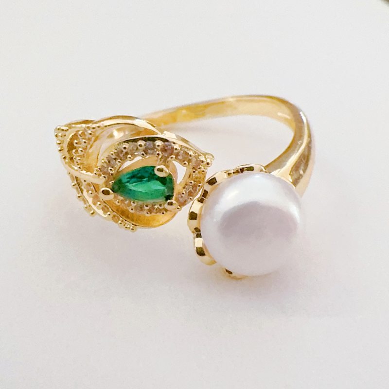 Pearl ring