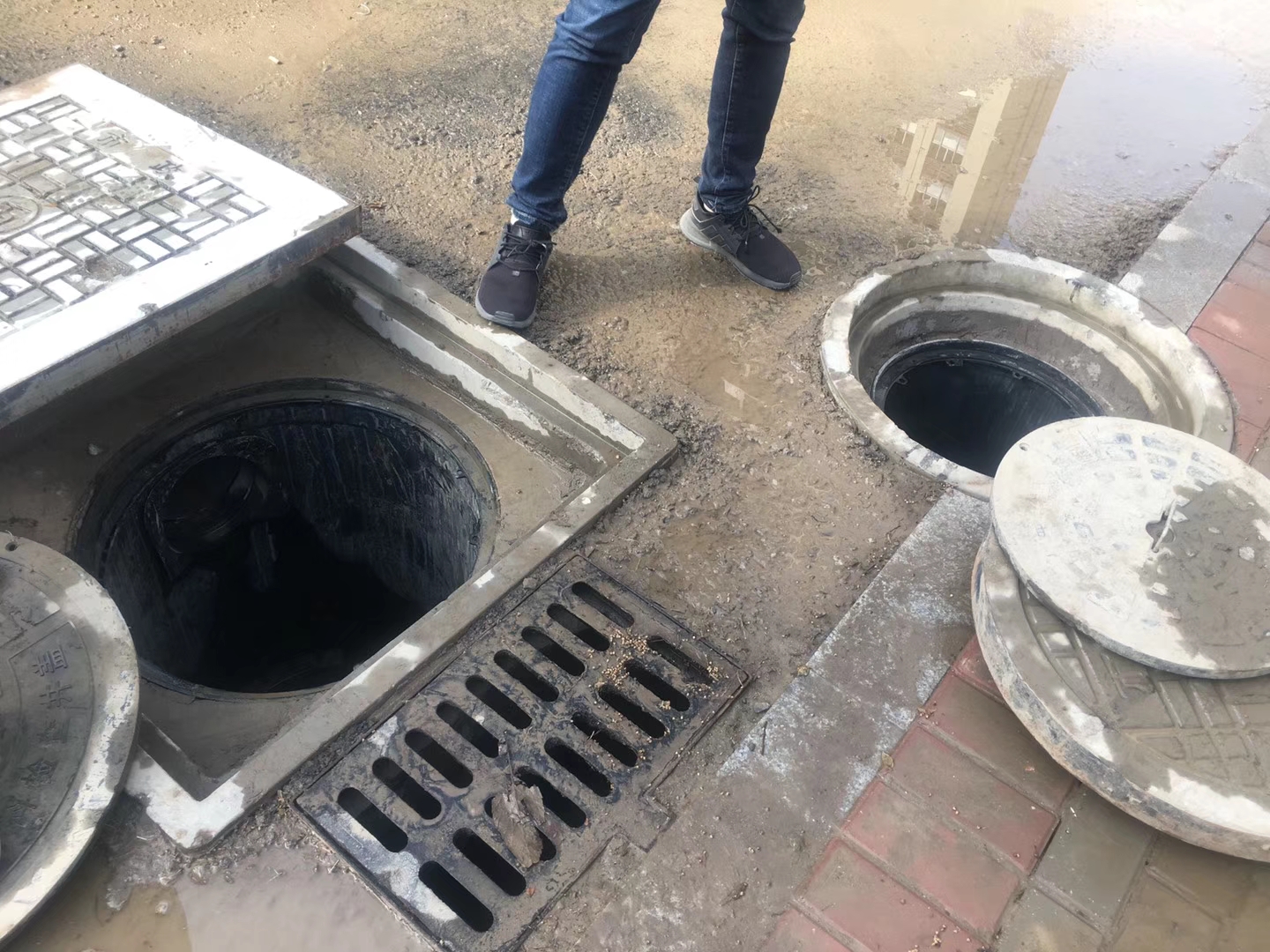 五一节前廉政说话Word模板下载