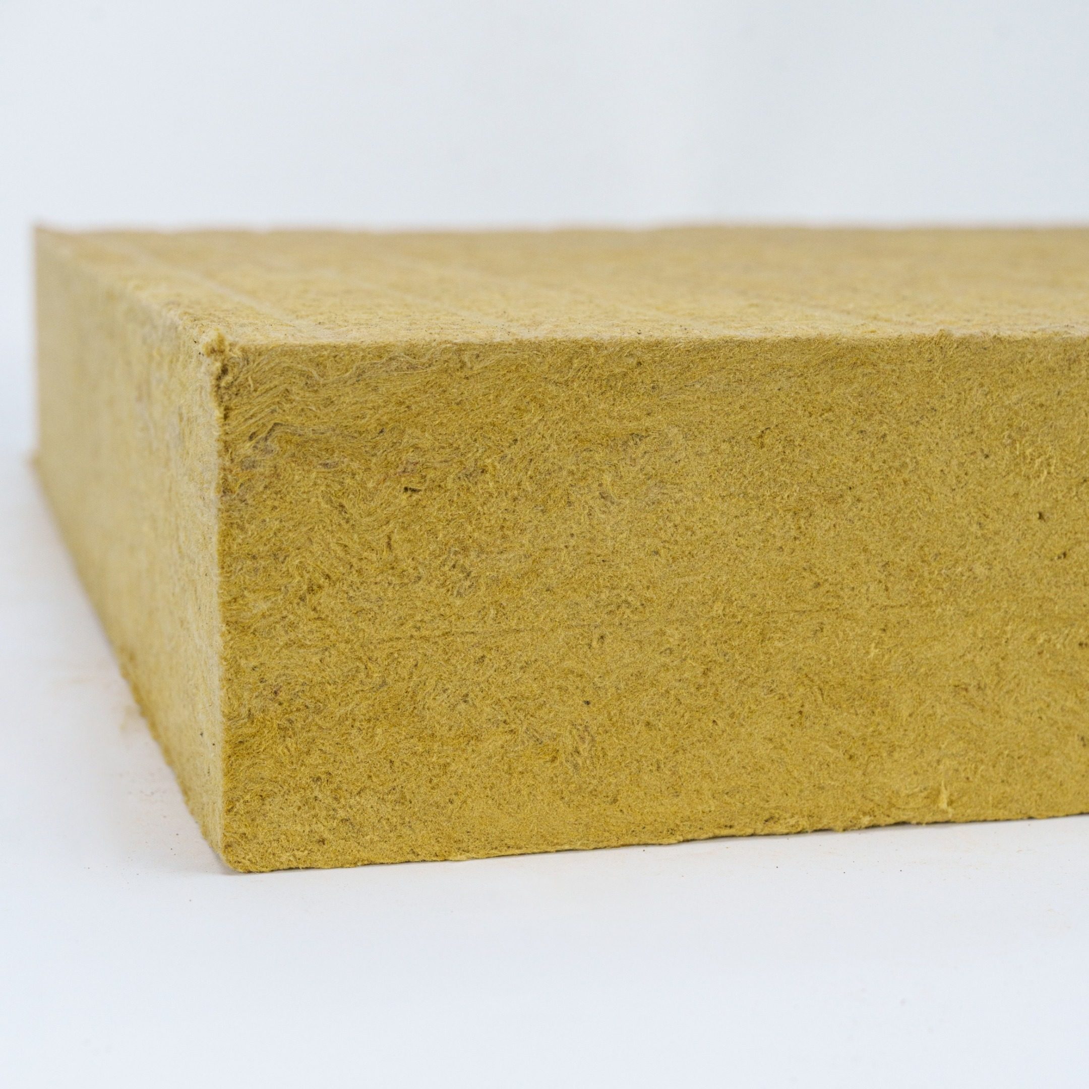 Fireproof and heat-insulating rock wool