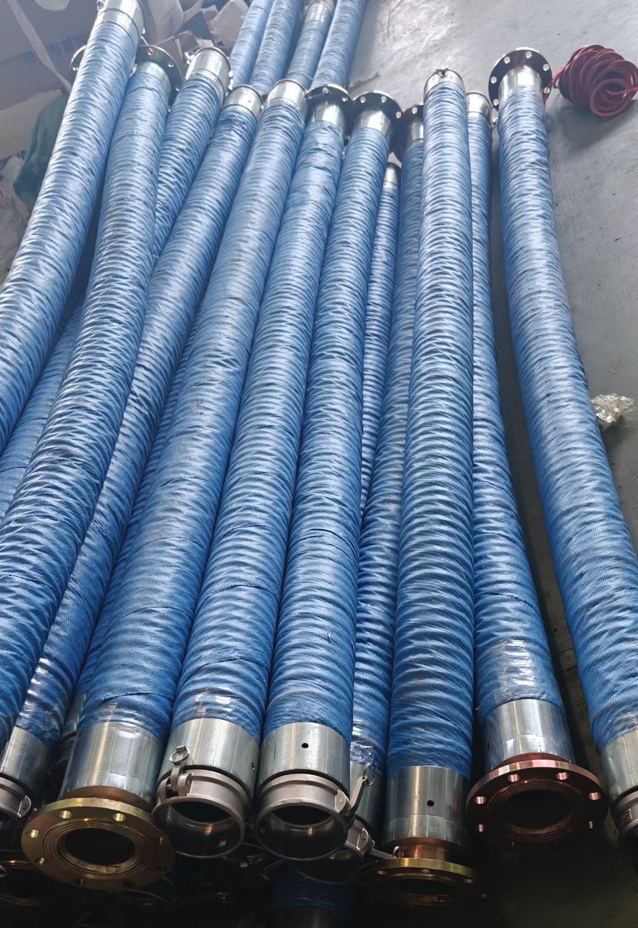 高压钢丝缠绕胶管