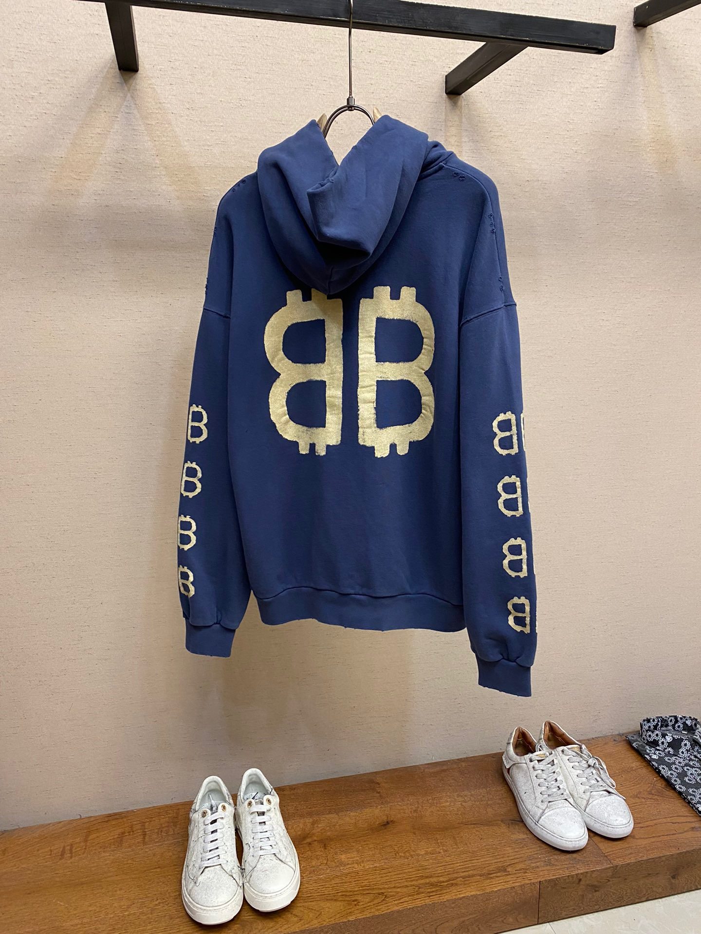 BLCG Double B Bitcoin Crypto Vintage Art Distressed Effect Hoodie