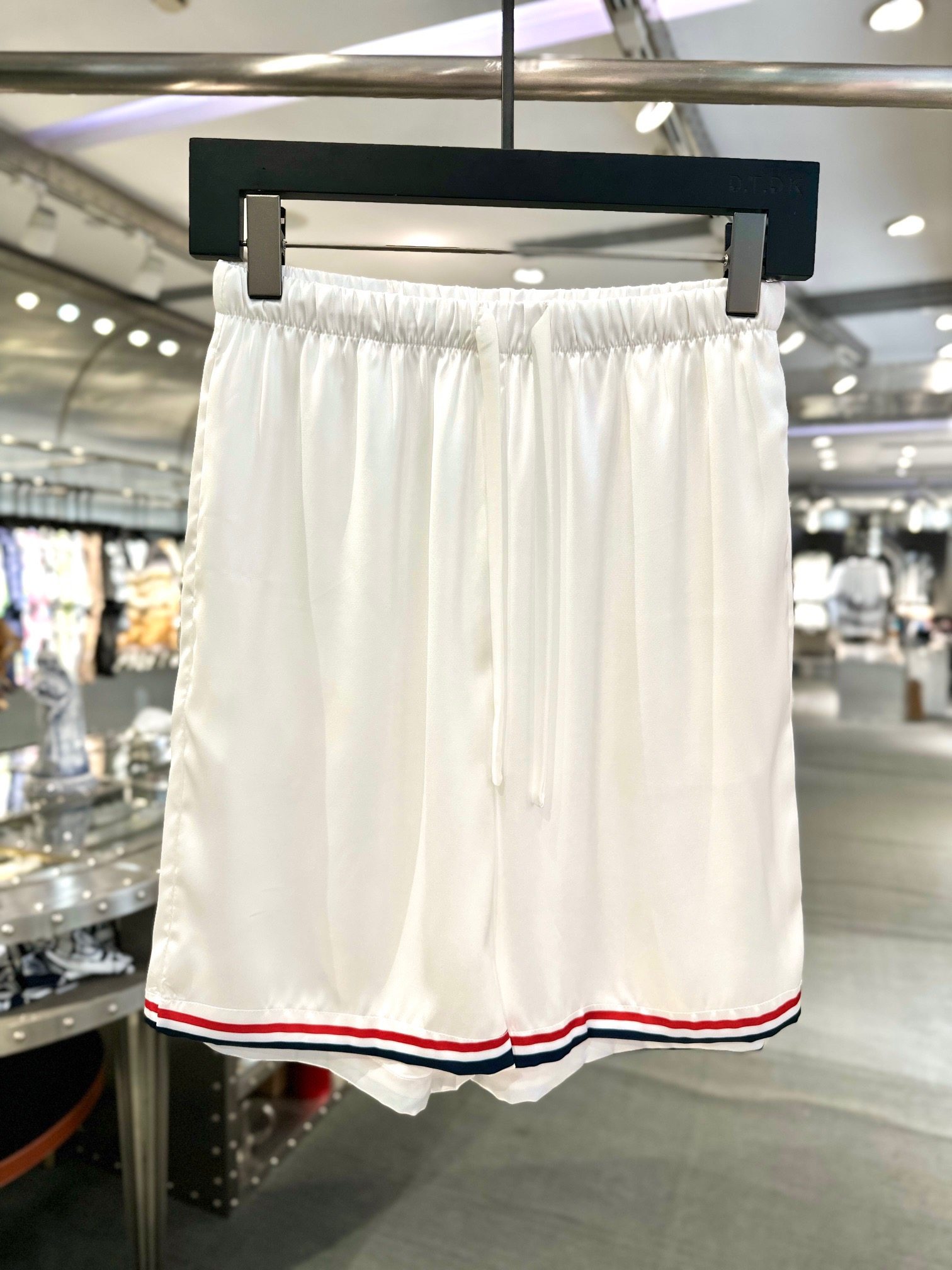 Summer New Style, Gu Family Letters Trendy Brand Heavenly Silk Set, Exclusive Customization, 5A Grade Antibacterial. The drawstring design of the pants can adjust the tightness.