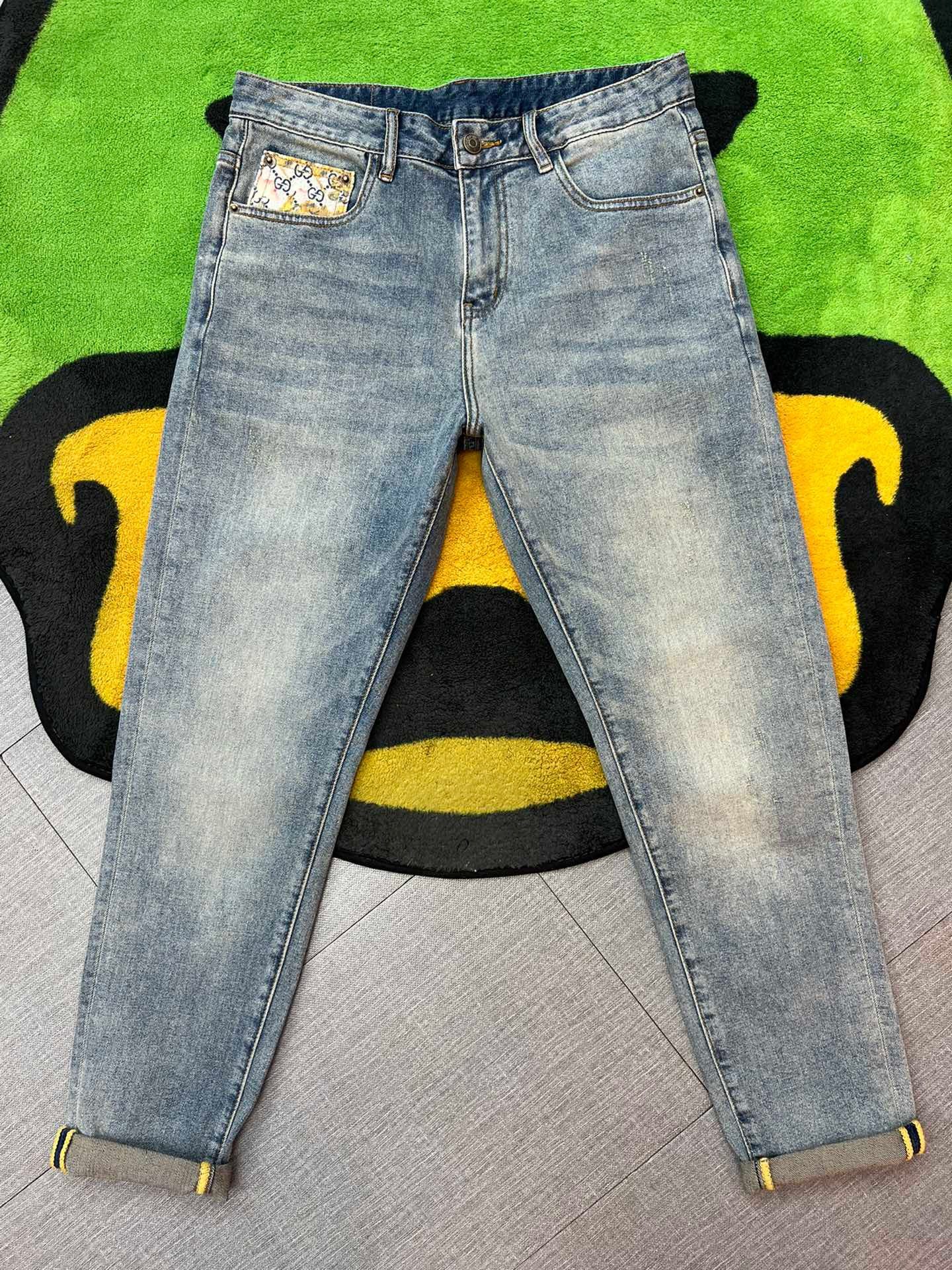 2024 🐲🔥🔥Original single hot-selling jeans👖 Super custom style. Original hardware. Super heavy-duty craftsmanship. The version is superb👍 The detail workmanship is impeccable! The style is not picky about people. Especially high-end. Good goods don't wait for people.