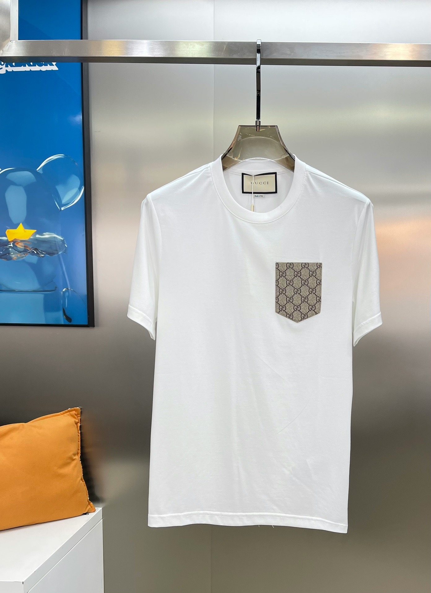 24s Spring and Summer New Style Mercerized Cotton T-shirt. Pocket style. Preferred 190g mercerized cotton fabric. Comfortable and not deformed. Comfortable when worn!!! The skin-friendly feeling is as smooth as a baby's skin.