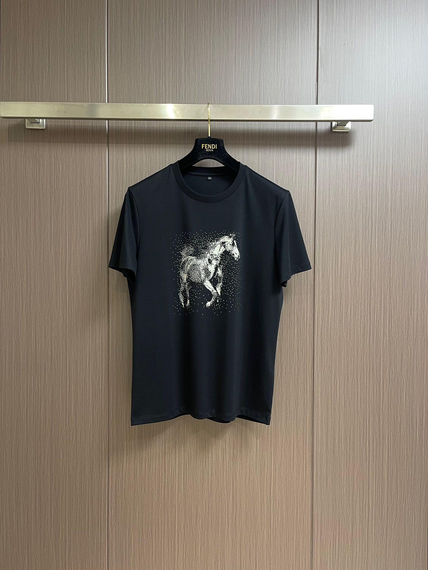 The 2024 summer new style men's short-sleeved laser-printed t-shirt with galloping horses. This fabric uses custom-made special beaded mercerized fabric, which is sweat-absorbent, breathable, soft and comfortable as a whole. The design is classic and durable.