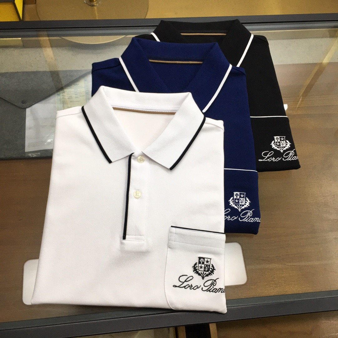 Spring/Summer 2024 New Arrivals. Fashionable POLO / Collared Short Sleeve. High-end custom-made versatile style. Anyone can handle it easily. The fabric is all custom-made. The luxurious and classic brand logo design on the chest.