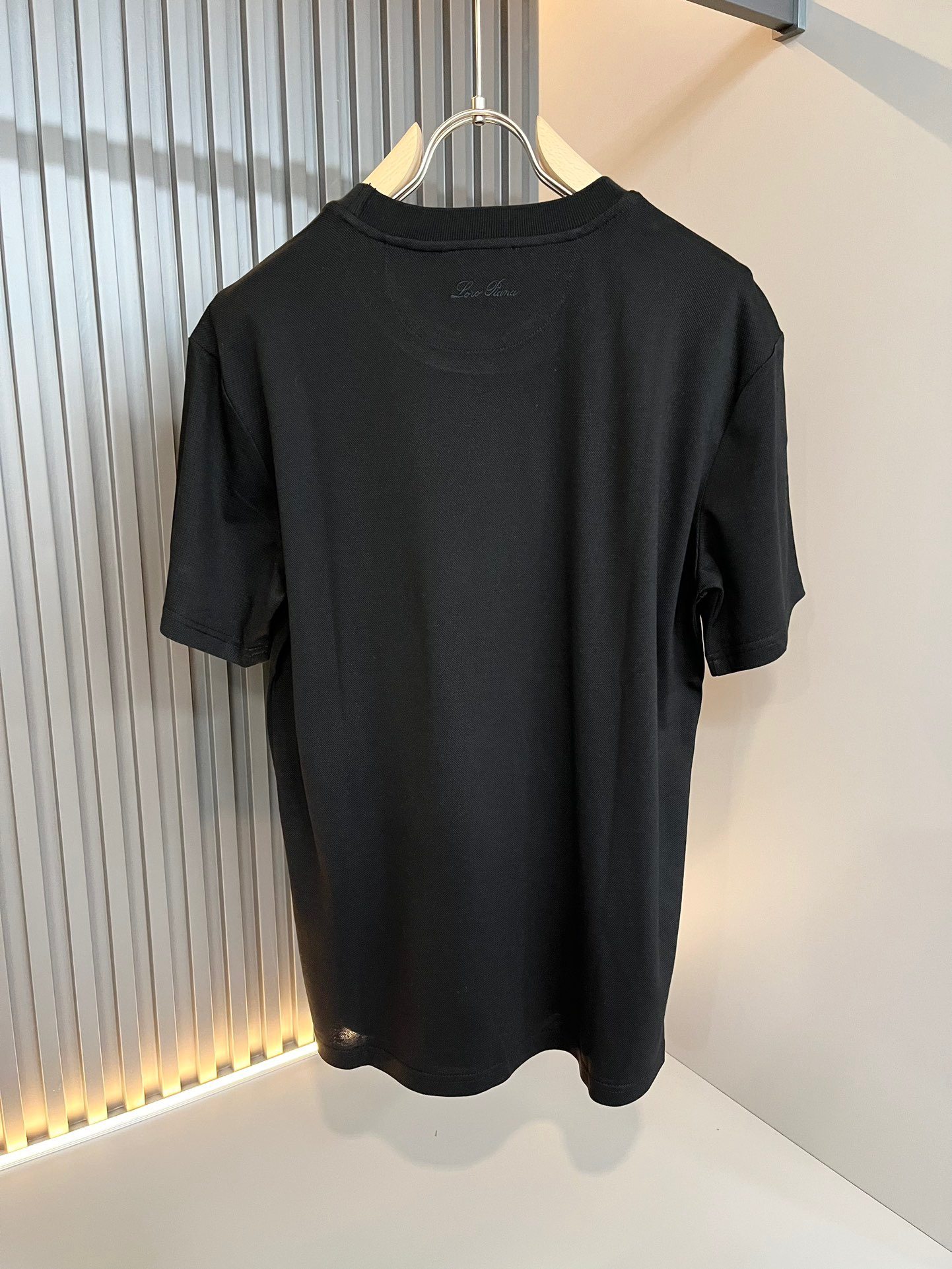 LP Loro Piana 2024 Spring/Summer men's latest trade order short-sleeved T-shirt, full grade!! Internet celebrity style! It adopts the logo pattern embroidery design! It is comfortable and breathable when worn, not stiff, and the overall has a rich three-dimensional effect.