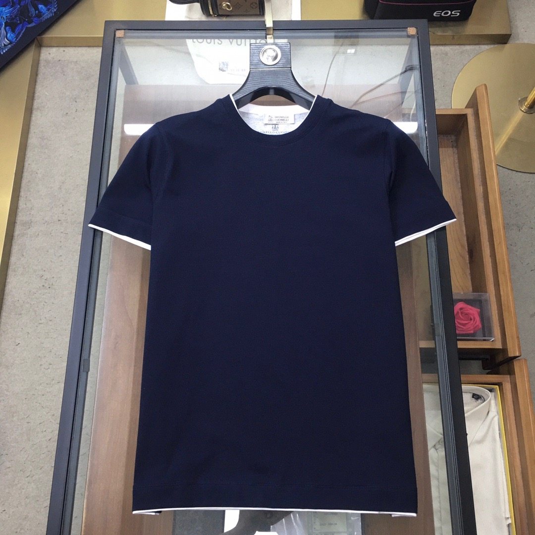 BC Family men's business casual simple round-neck short-sleeved T-shirt. Goods from a trading company in Shanghai. The appearance is perfect as such.