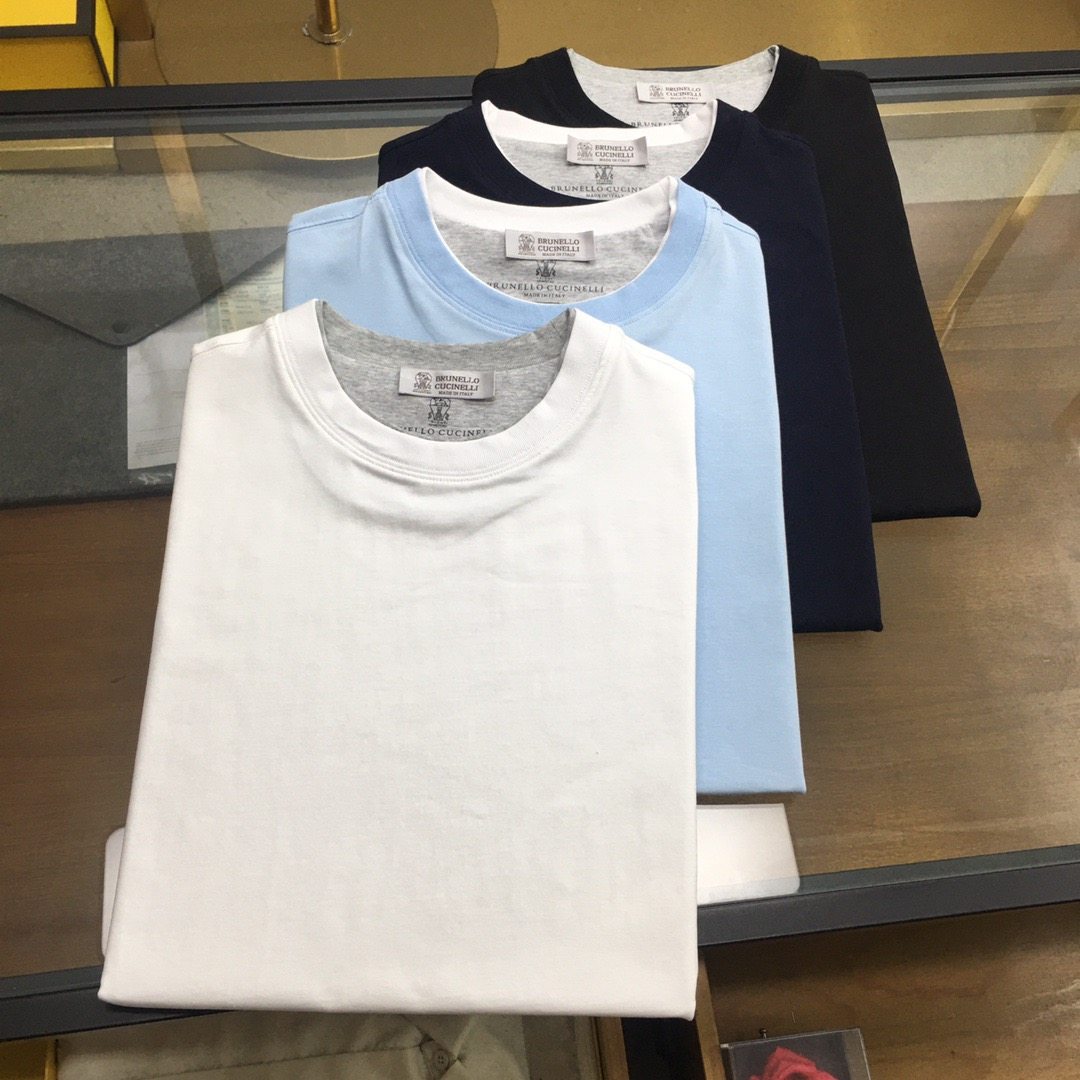 BC Family men's business casual simple round-neck short-sleeved T-shirt. Goods from a trading company in Shanghai. The appearance is perfect as such.