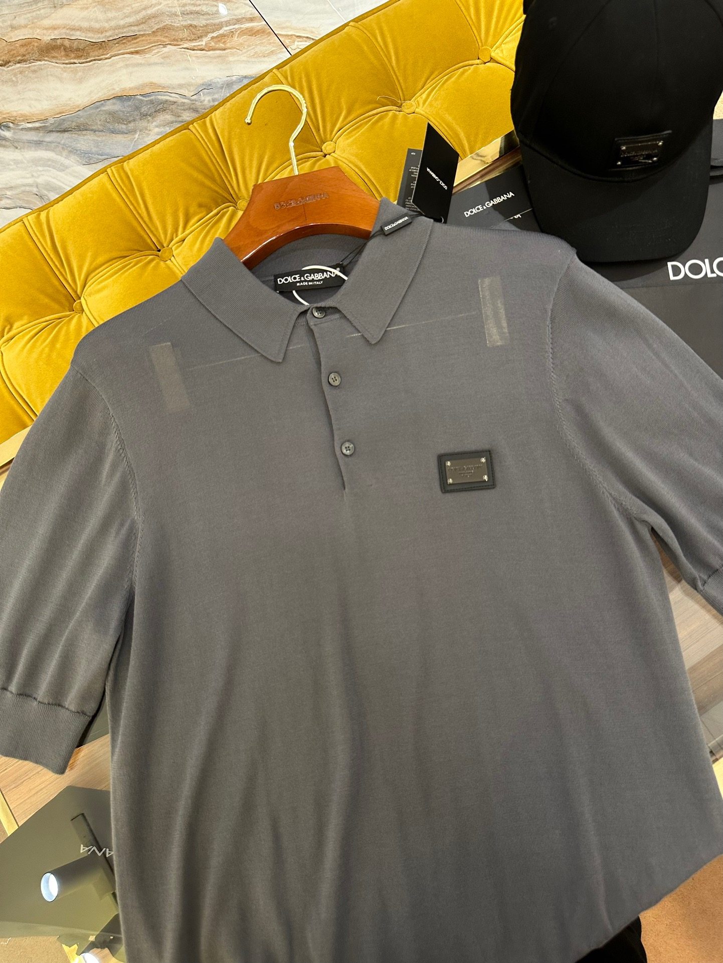 2024SS New Knitted Polo. Popular upgraded version. Perfect mulberry silk fabric. DG top leather tag logo