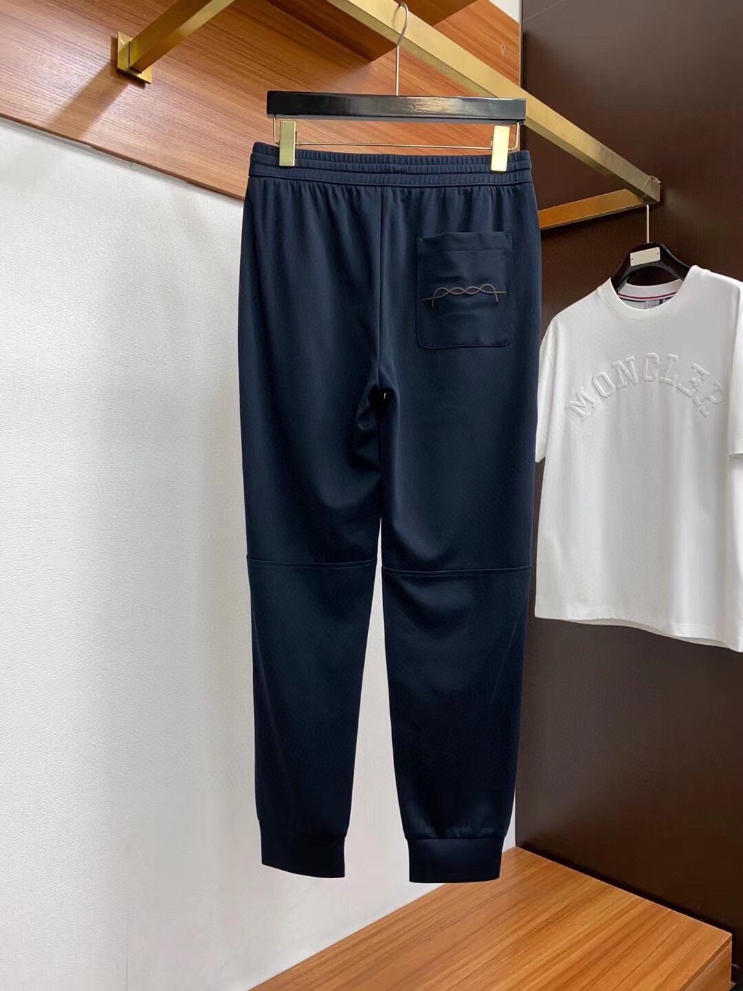 Bruti The latest 2024 casual pants. Top custom. Fabric. Two natural fibers create a 