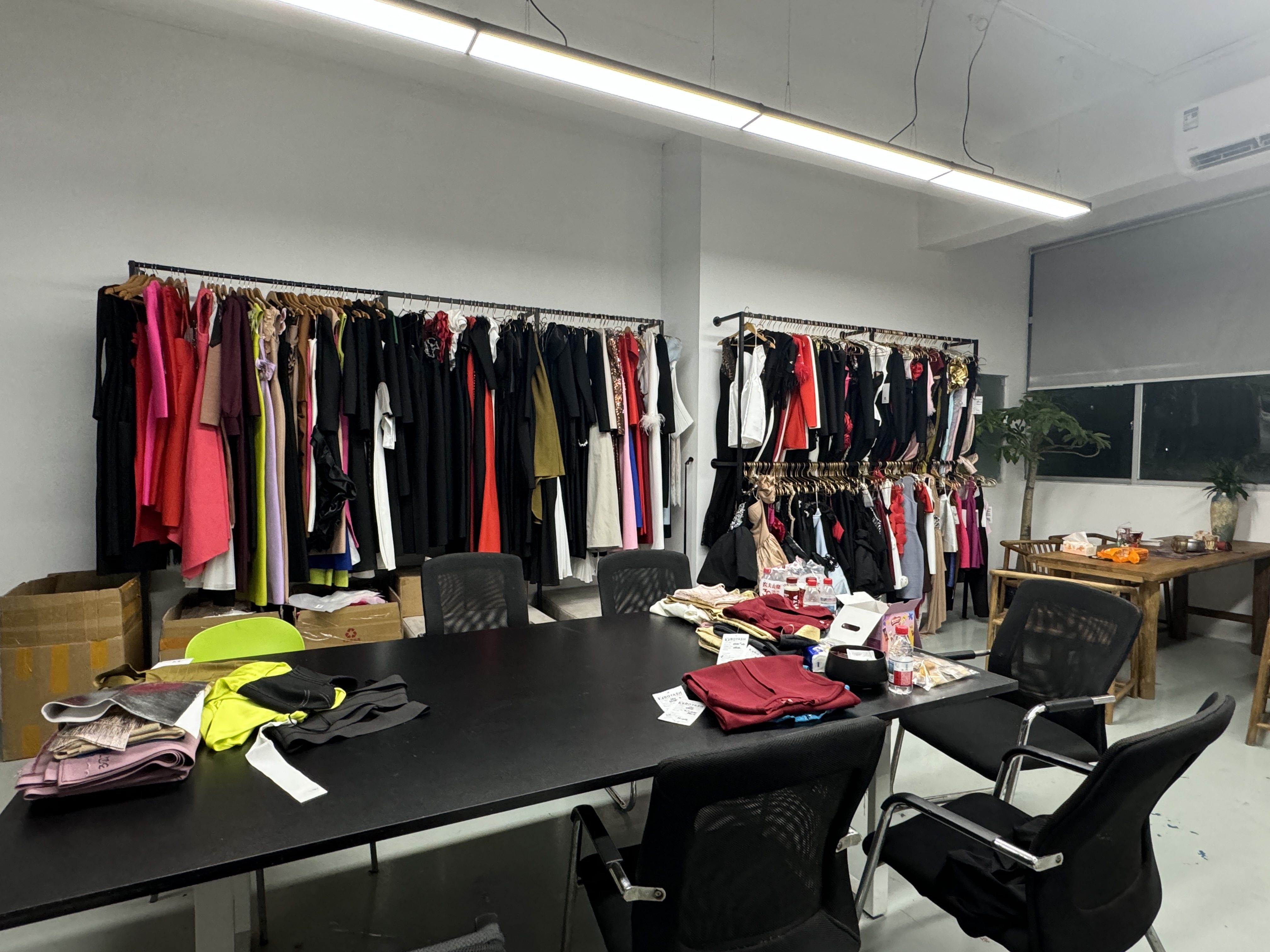 Showroom1