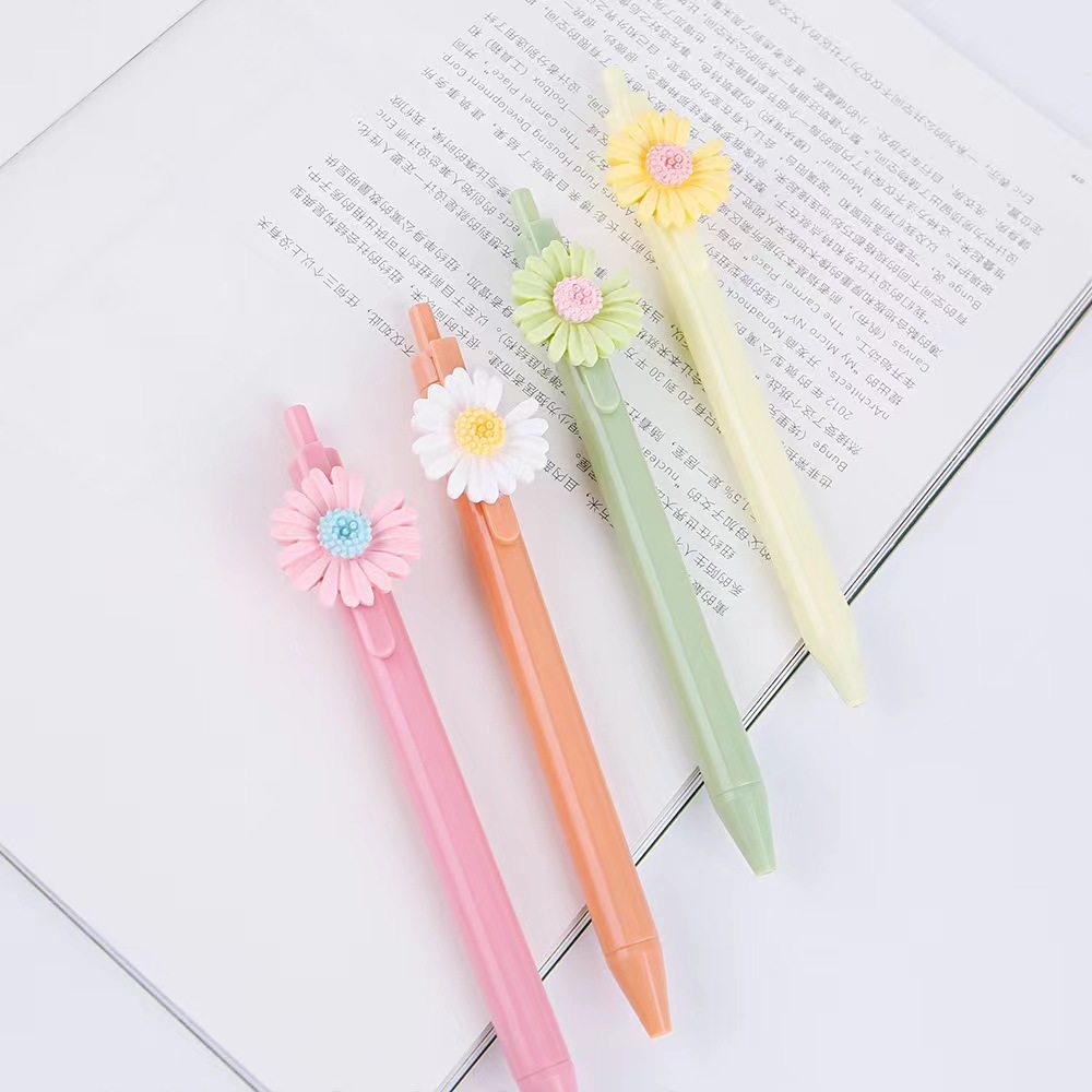 Directly from the manufacturer Japanese and Korean cute multi-color plastic push cute student ballpoint pens gift pens flower pens