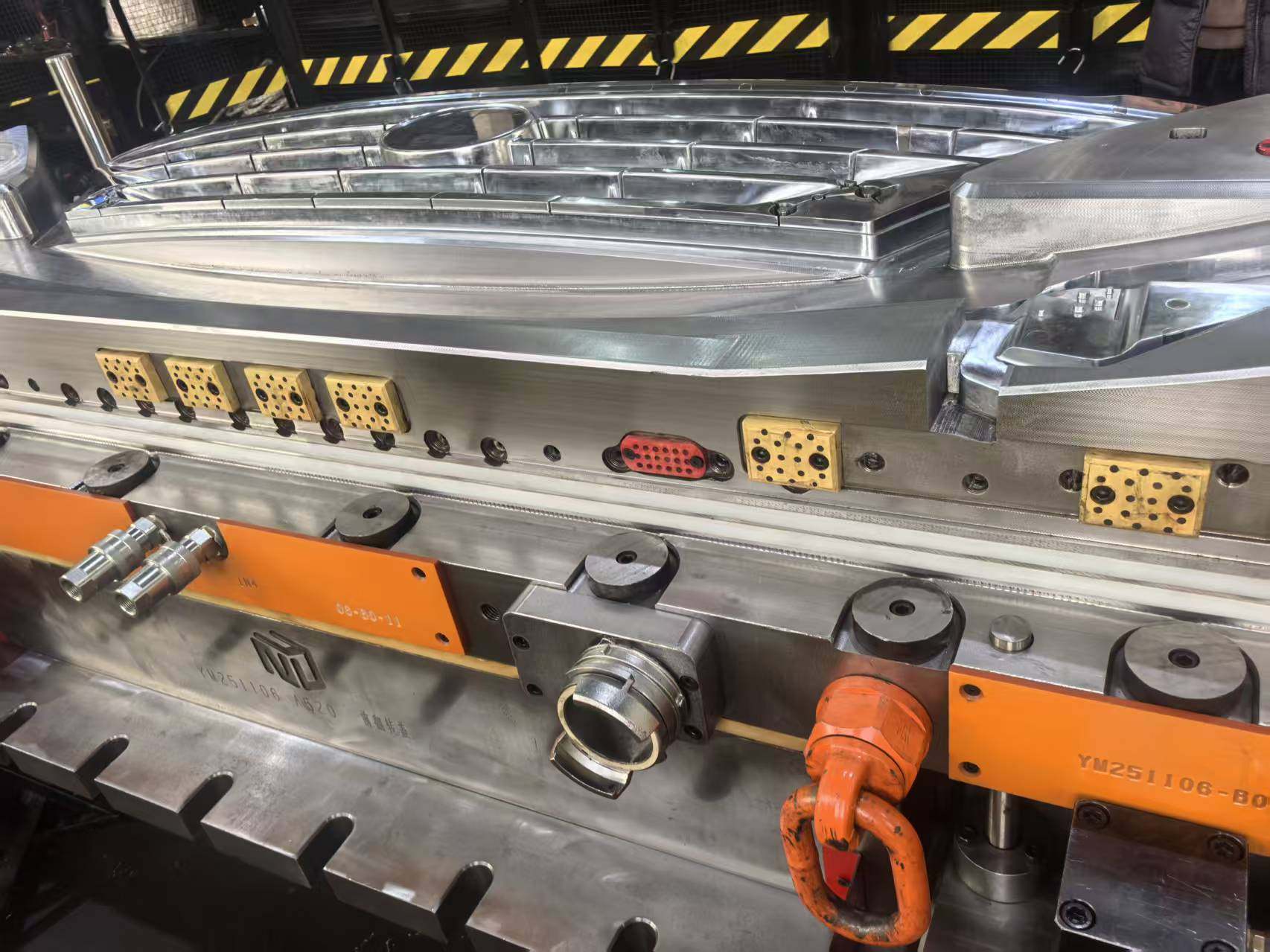 Qingdao ningyue precision machinery co., ltd.