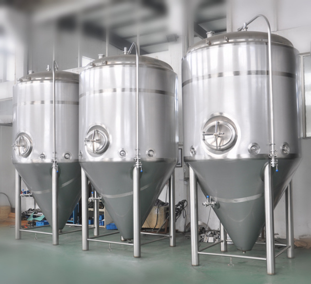 四连发酵罐