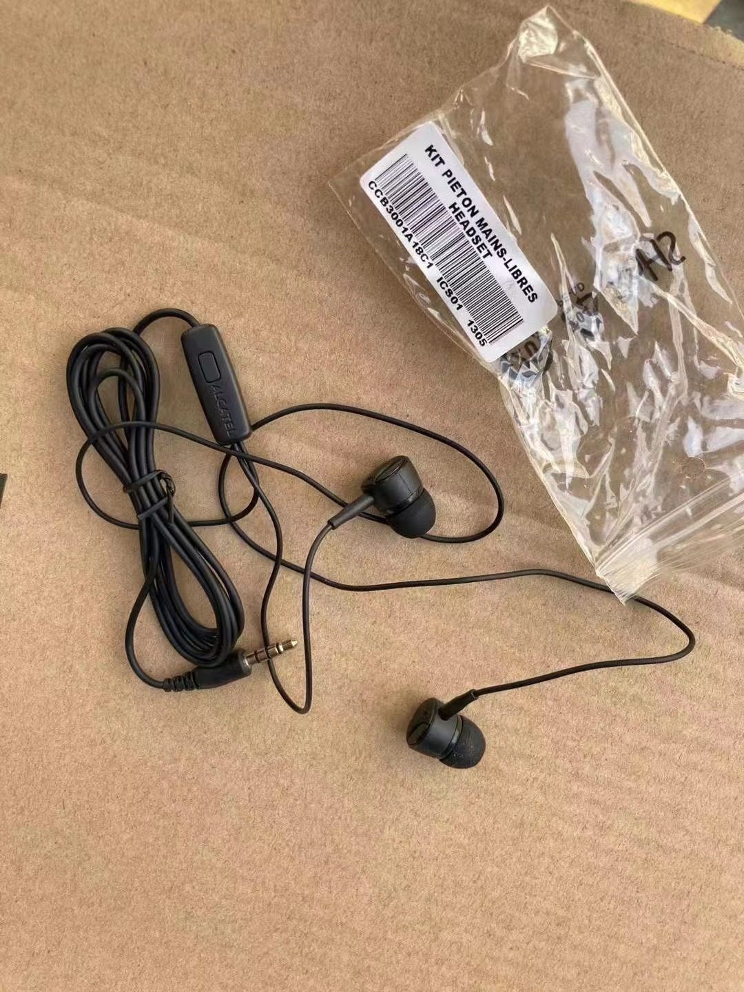 Wired 3.5mm Earphones Type 1