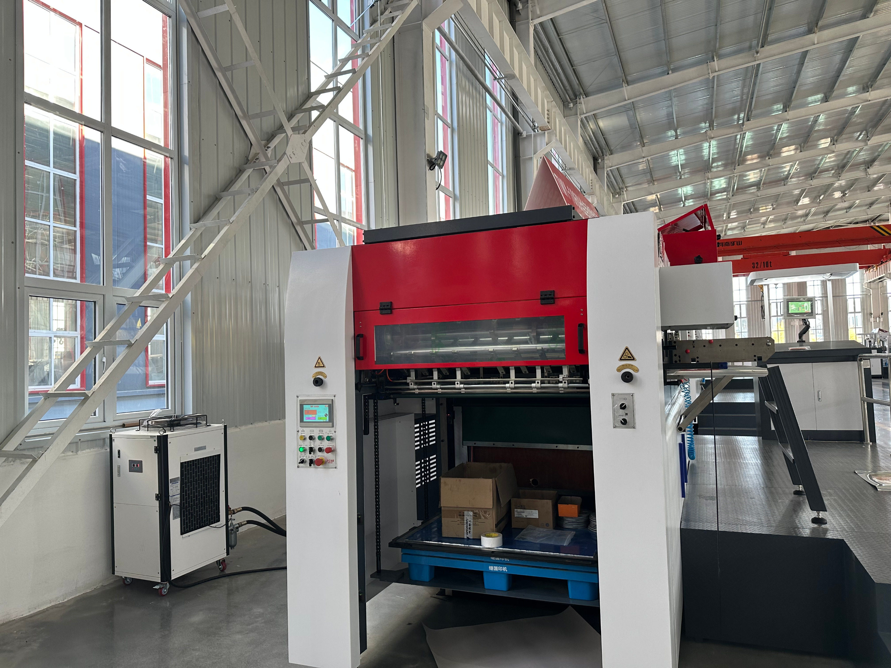 SWAN TMY-1060H Automatic High Speed Die Cutting & Hot Foil Stamping Die Cutter Machine 1050