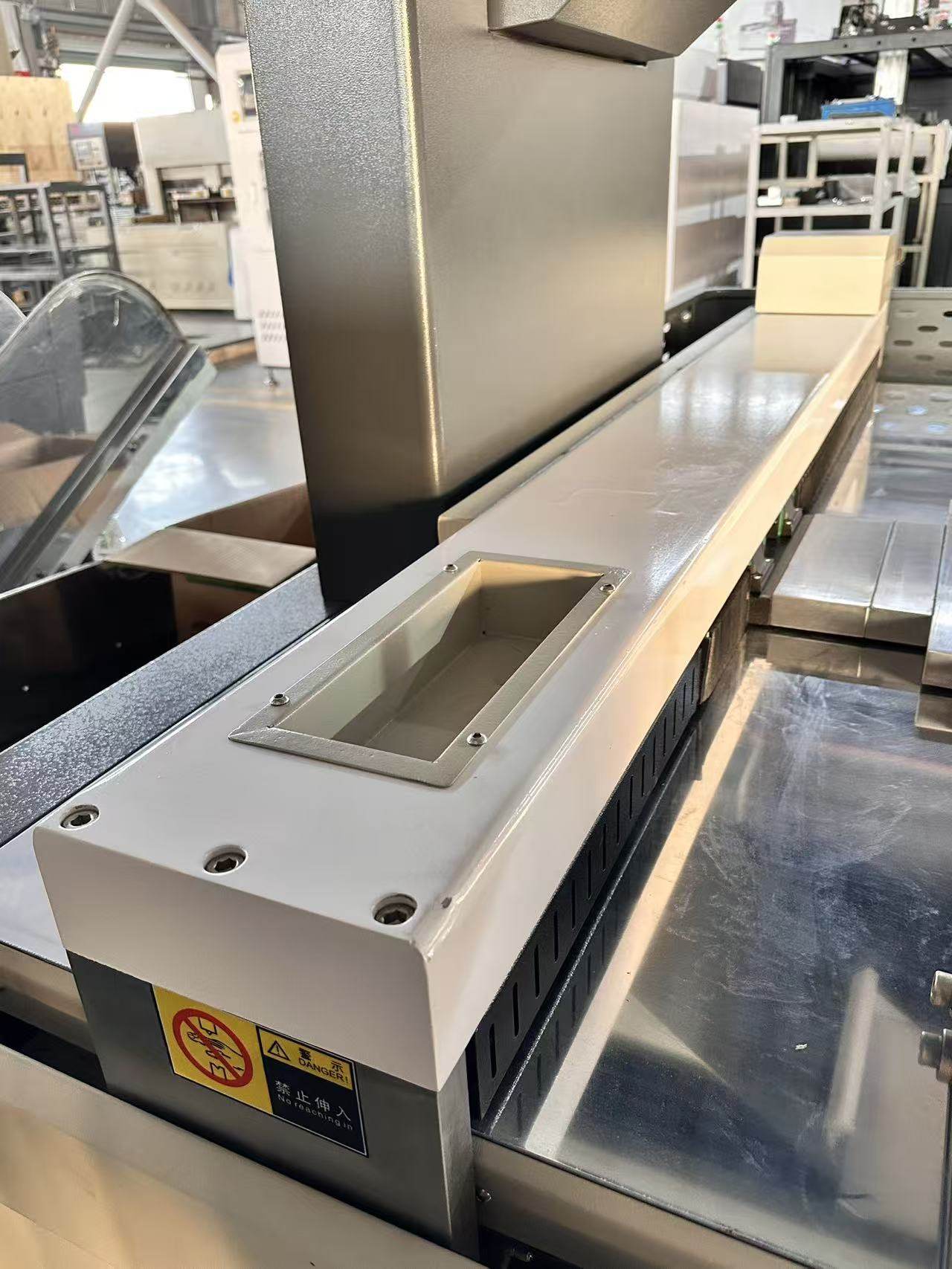 SW-1080B  Automatic Double-workstation Stripping Machine