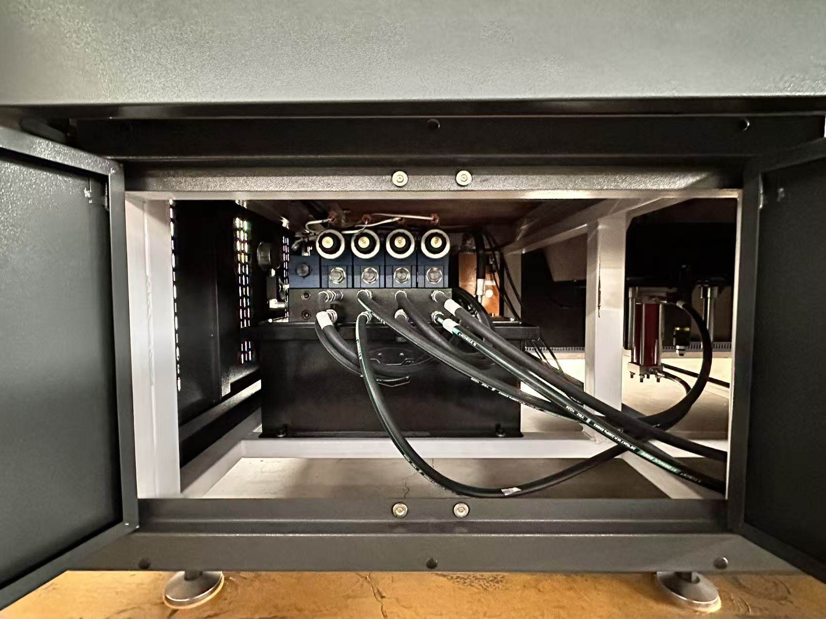 SW-1080B  Automatic Double-workstation Stripping Machine