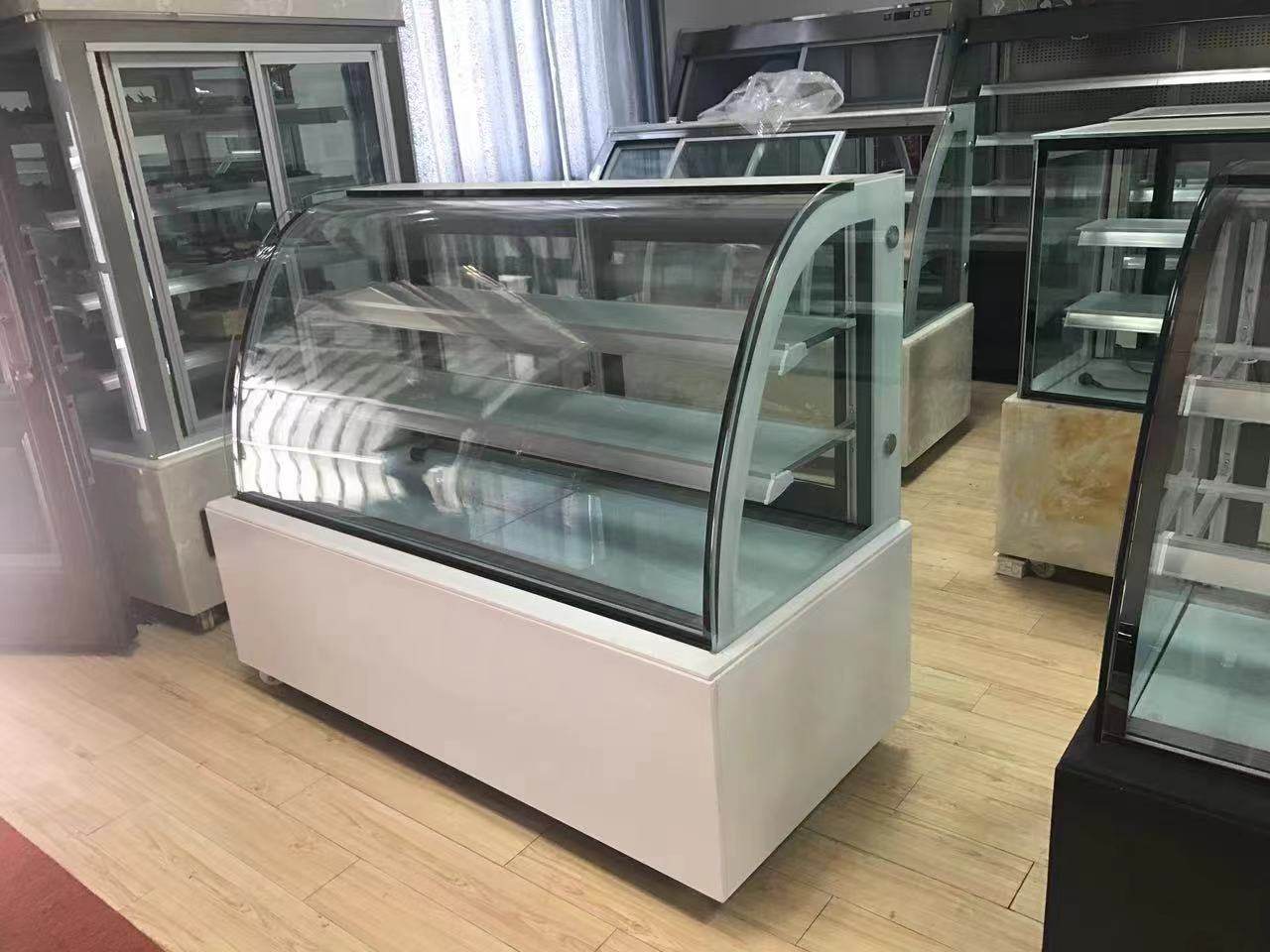 Refrigerated display cabinet