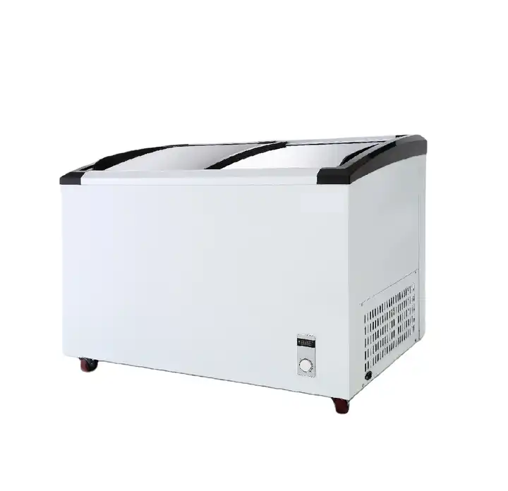 CHEST FREEZER HUA083 Type Freezers Temperature -18℃ ~ -30℃ Climate Type N-ST Refrigerant R134a Dimensions (L x W x H (mm) 1150 X 700 X 880 Voltage (V) 220V/50HZ 110V/60HZ Cooling system Static cooling Compressor Donper / Embraco Certification CE, ISO, SASO