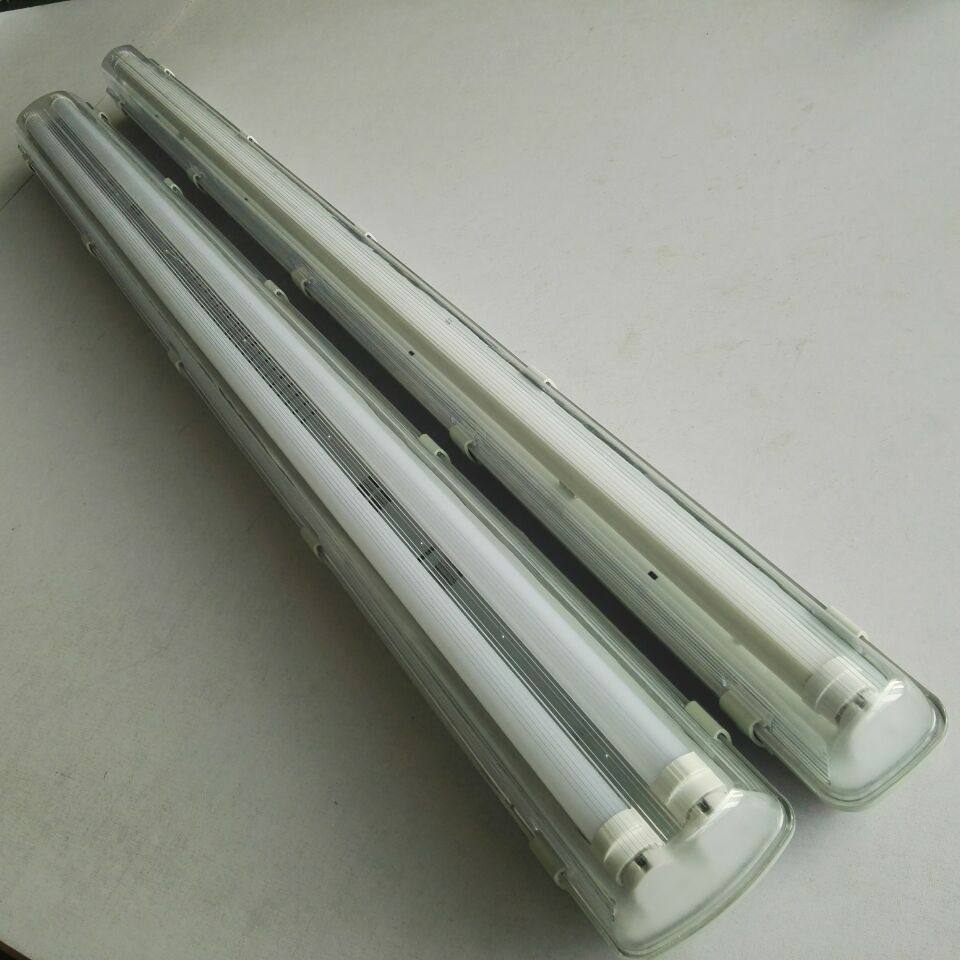 Purifying lamps