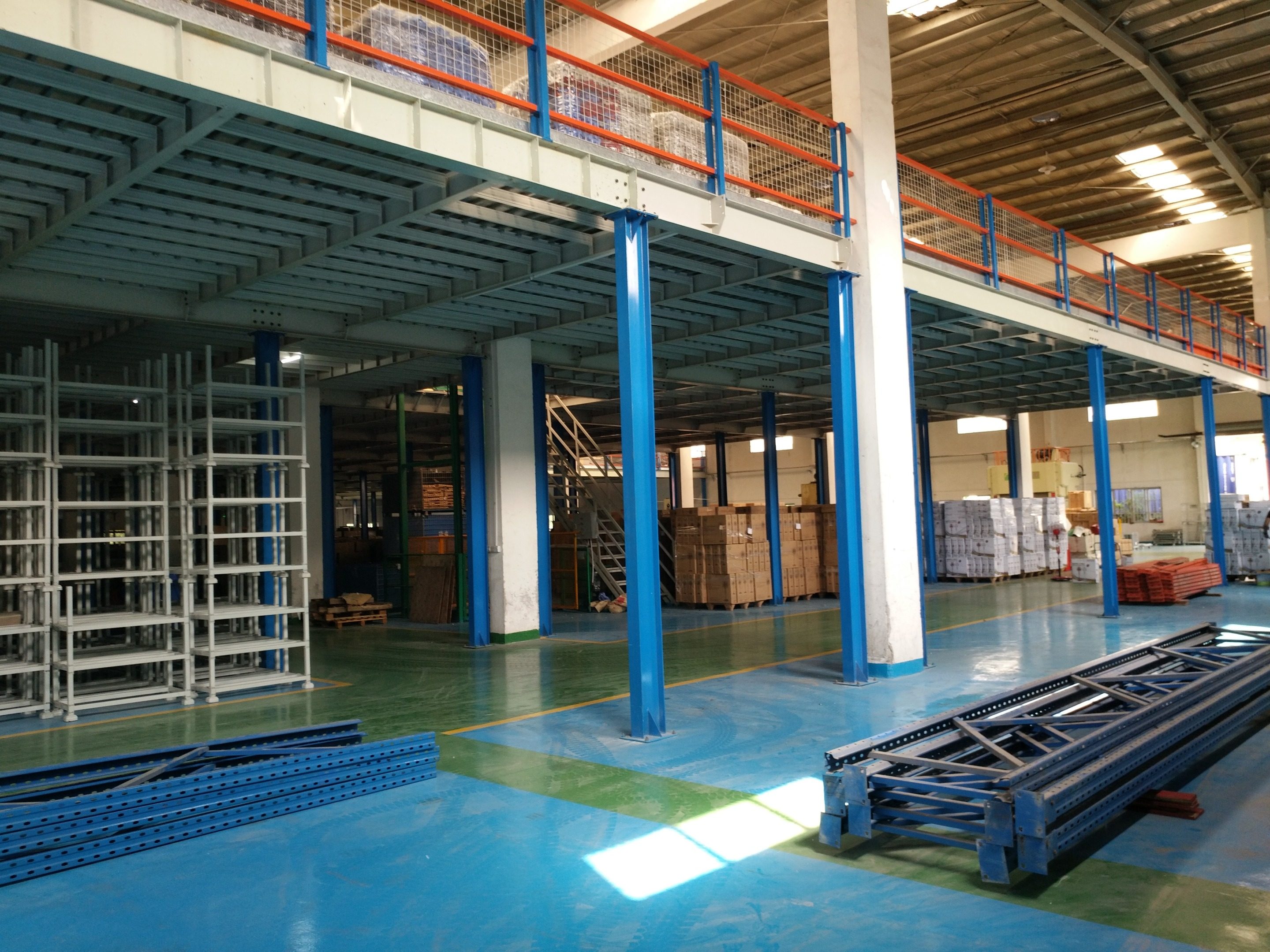 German steel structure case 2500 square meters load capacity 2 tons