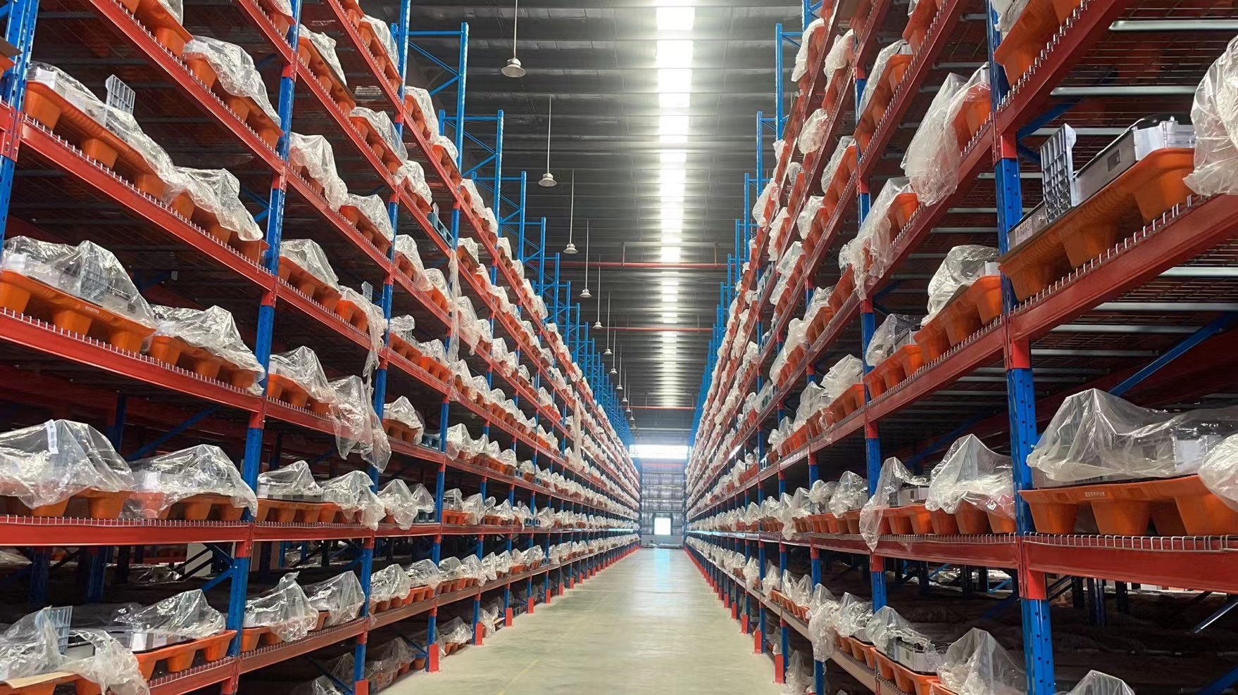 Dutch heavy-duty shelf case 3000 ㎡ warehouse 1.5 tons per floor