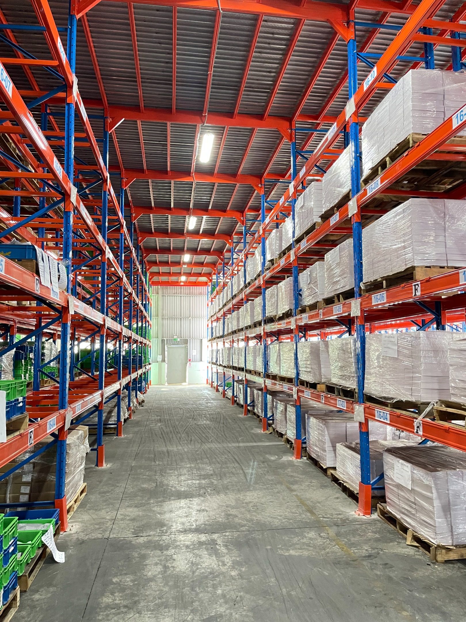 Vietnam jingyi integrated shelving (heavy-duty, drive-in, platform) case