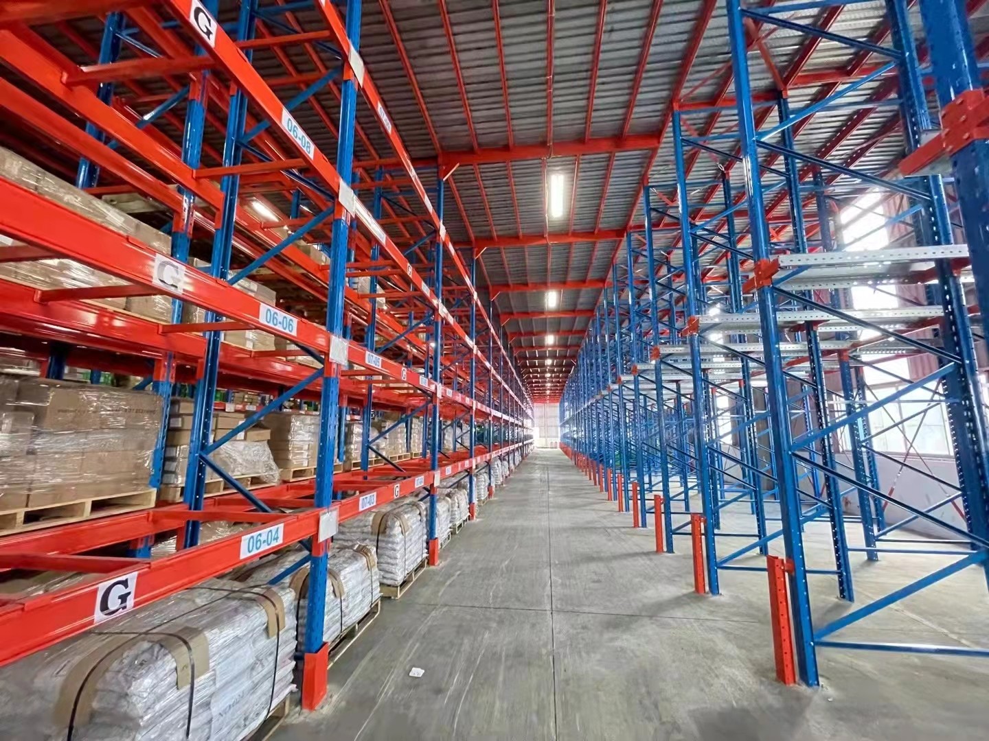 Vietnam jingyi integrated shelving (heavy-duty, drive-in, platform) case