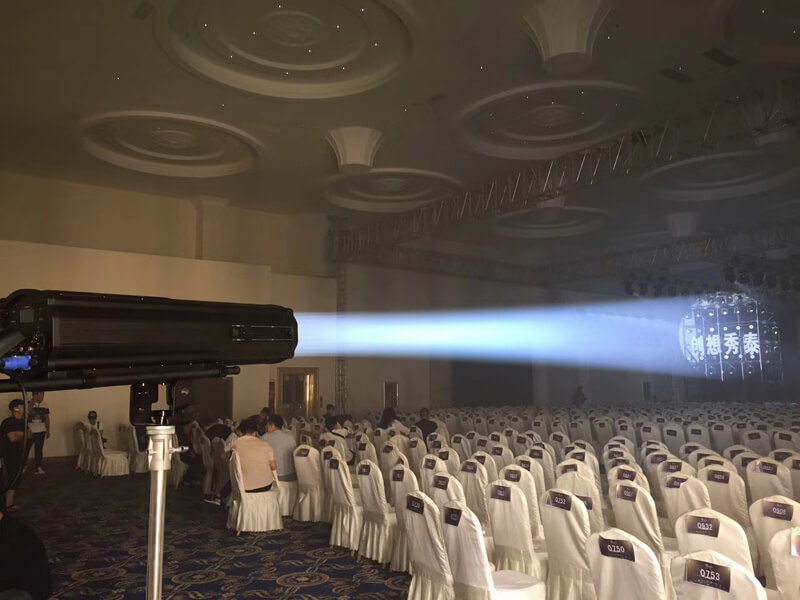 600W LED DMX Follow Spot Light  HS-FSL600