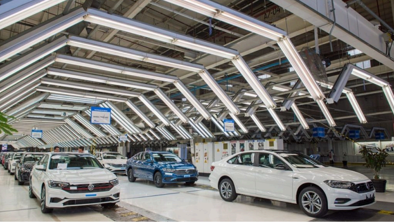 Exportación de autos mantiene niveles récord en octubre