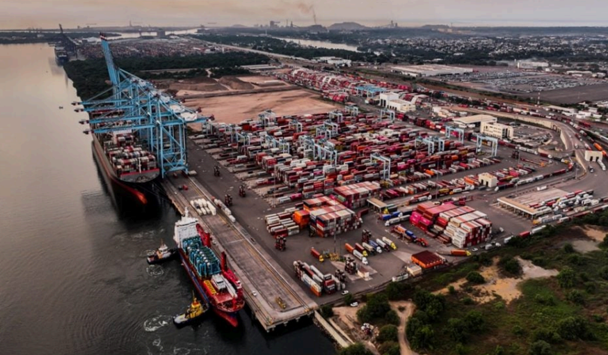 Crece 2.2% movimiento de contenedores en puertos mexicanos al primer bimestre