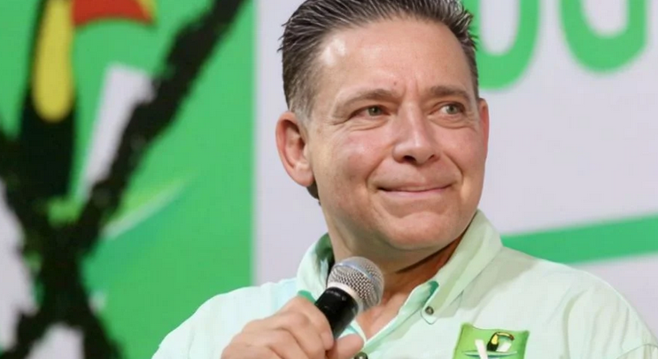 Mexican court stops extradition of former governor to US