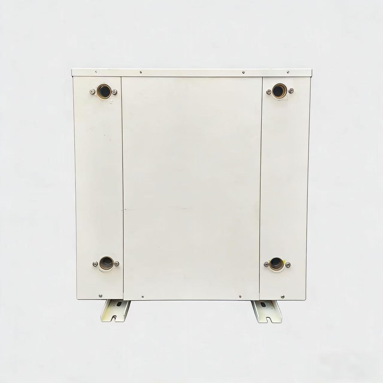 Geothermal ground water source heat pumps