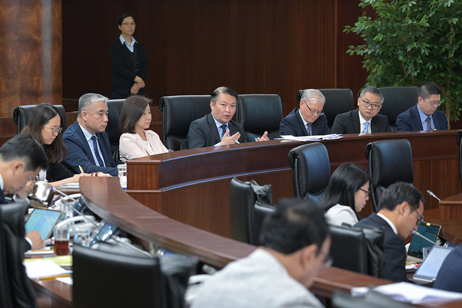 研消費活動延伸它區  冀進一步支持中小企  政府計劃第四季推出