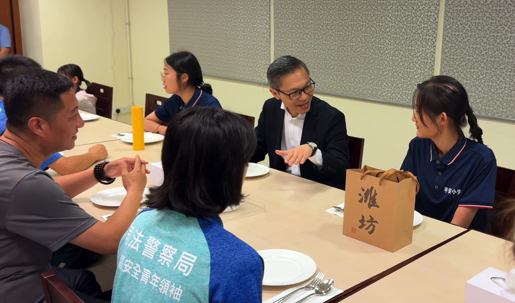 司警展宣傳活動  預防青少年濫藥