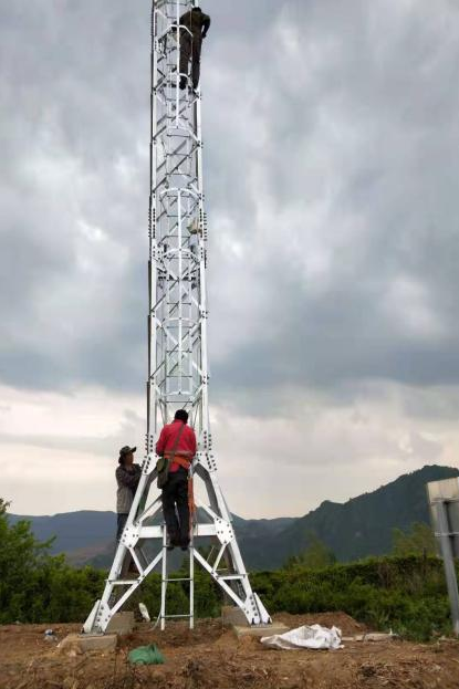 Border monitoring tower