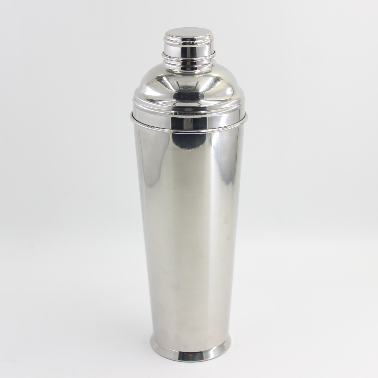 Cocktail shaker