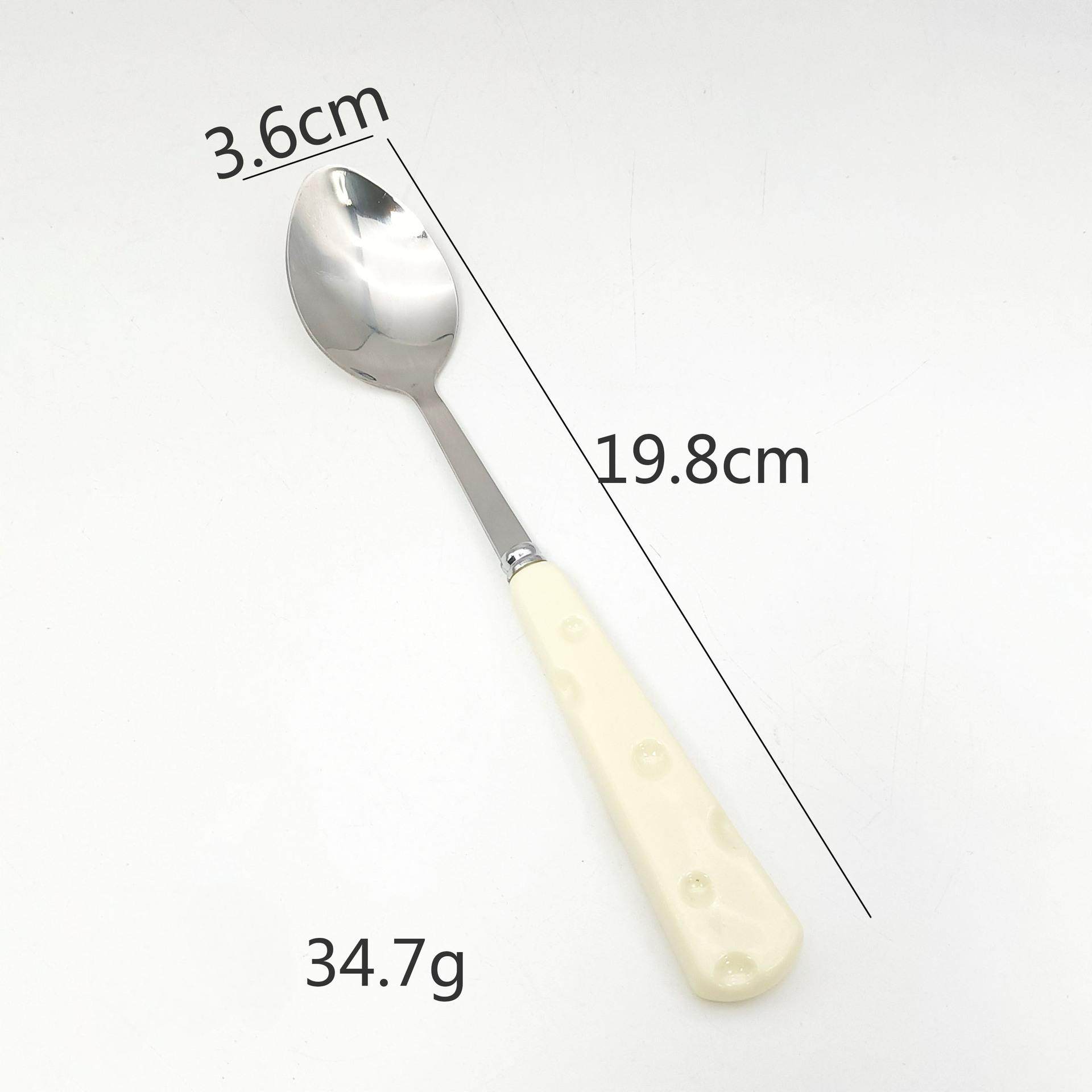 Knife, fork and spoon set