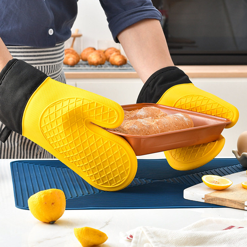 oven gloves